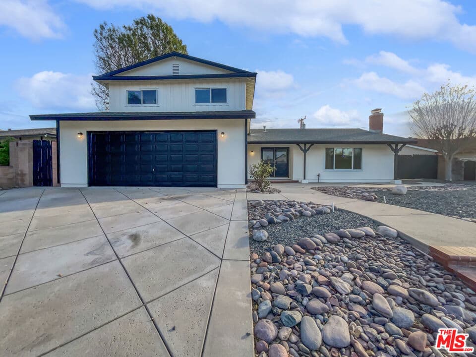 6558 Menlo Street