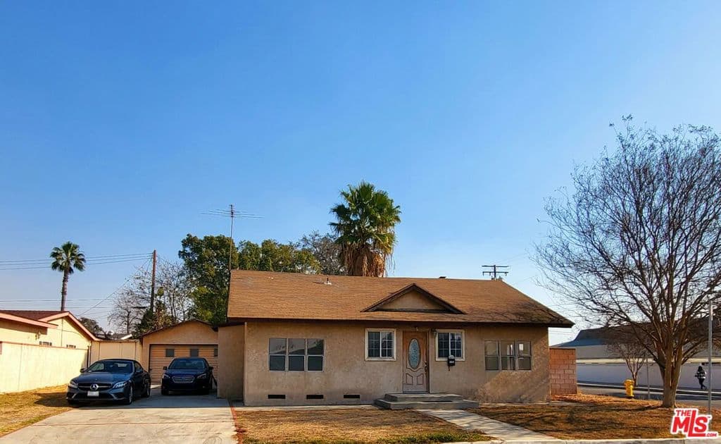 1760 S Vecino Avenue