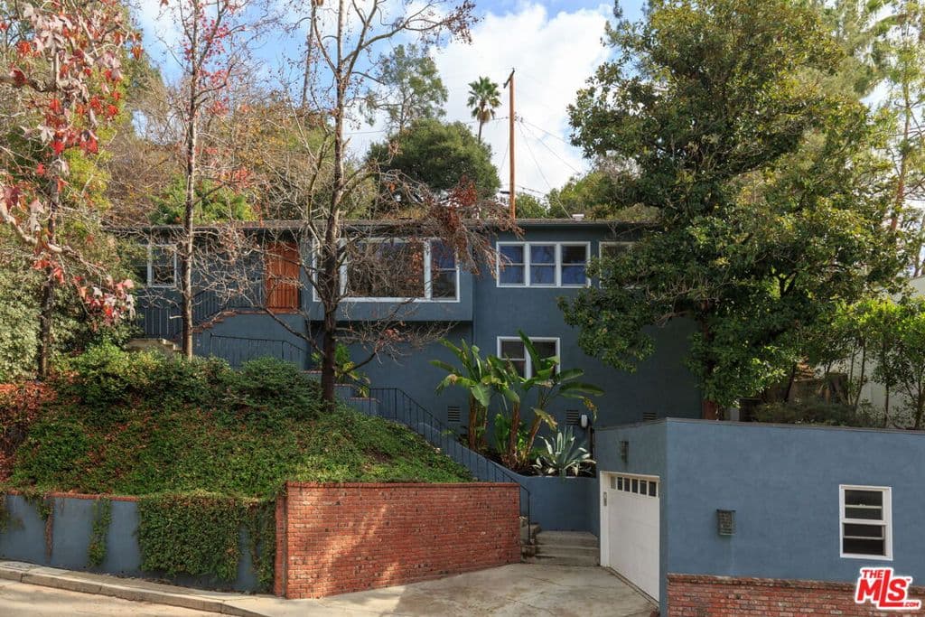 468 Glen Holly Drive