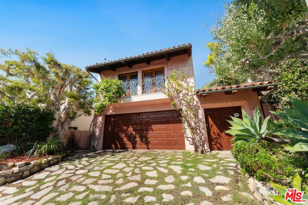 23351 Malibu Colony Road 108a