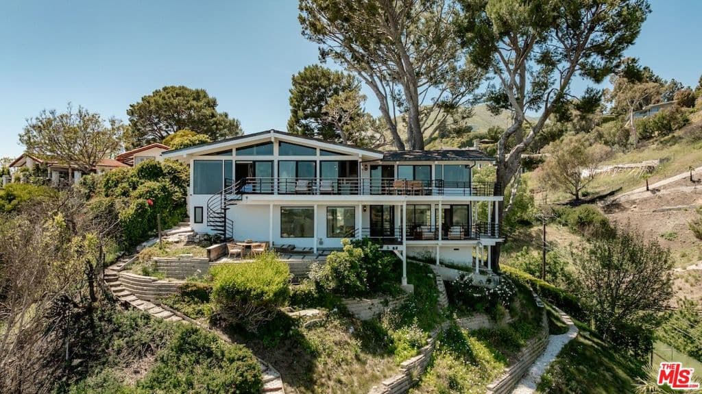 23701 Harbor Vista Drive