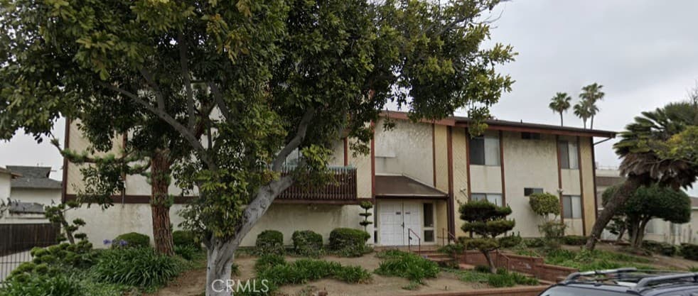 15214 S Raymond Avenue 105