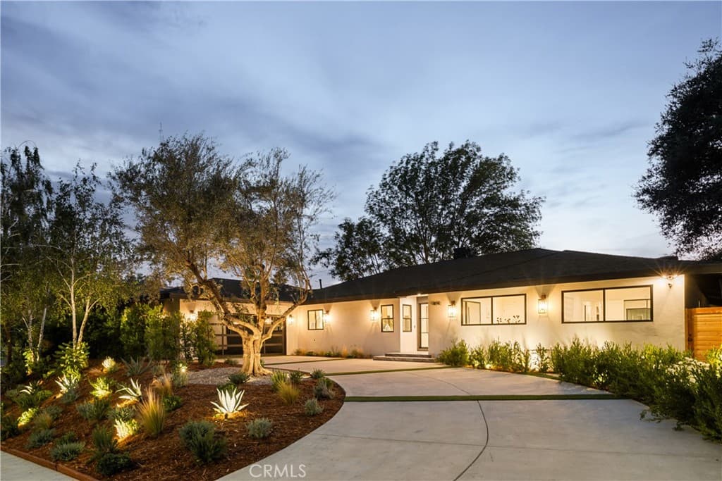 4041 Sapphire Drive