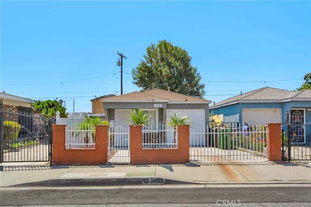 1802 W 153rd Street E