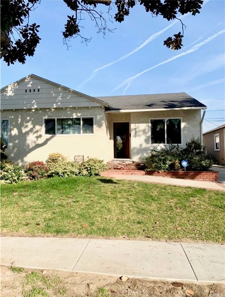 3237 Del Amo Boulevard