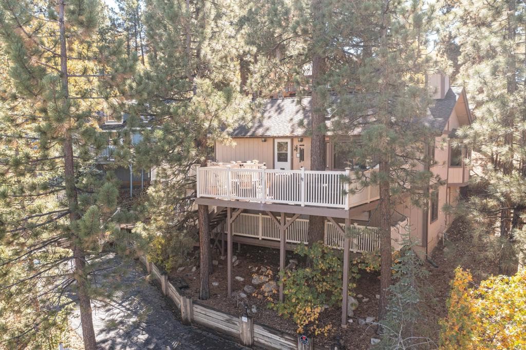 1411 Klamath Road