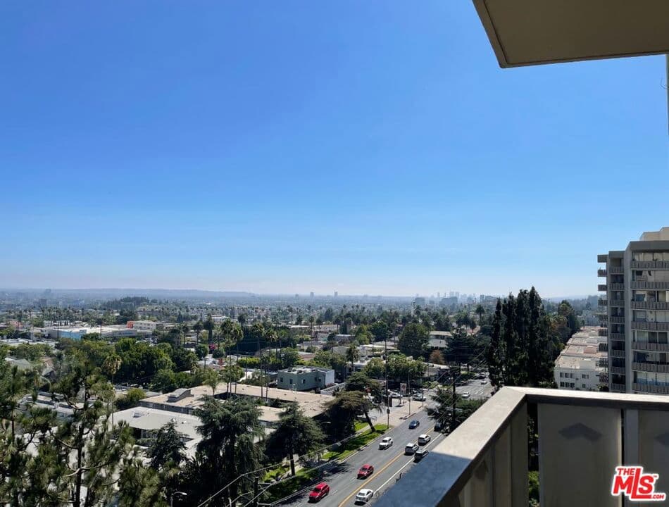 4411 Los Feliz Boulevard 1105