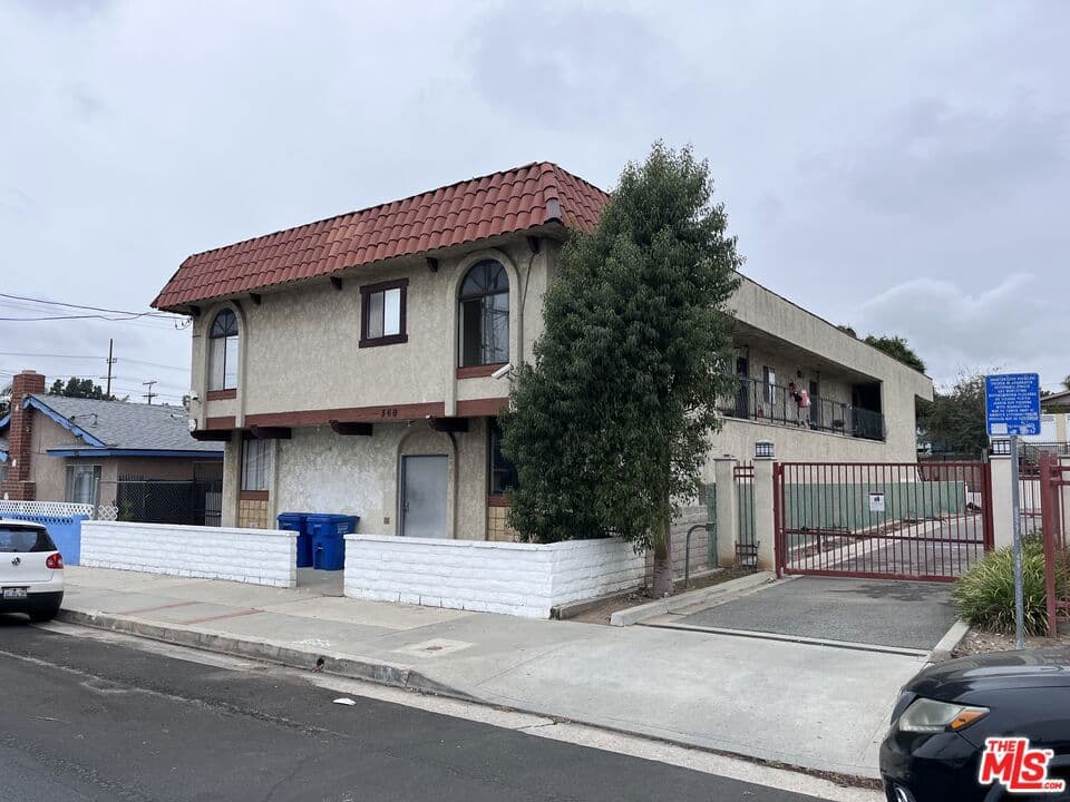 560 W 4th Street