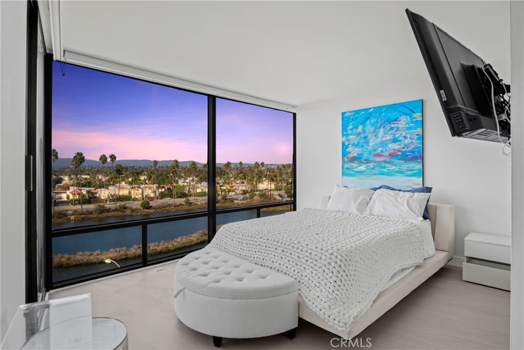 4265 Marina City Dr. 207