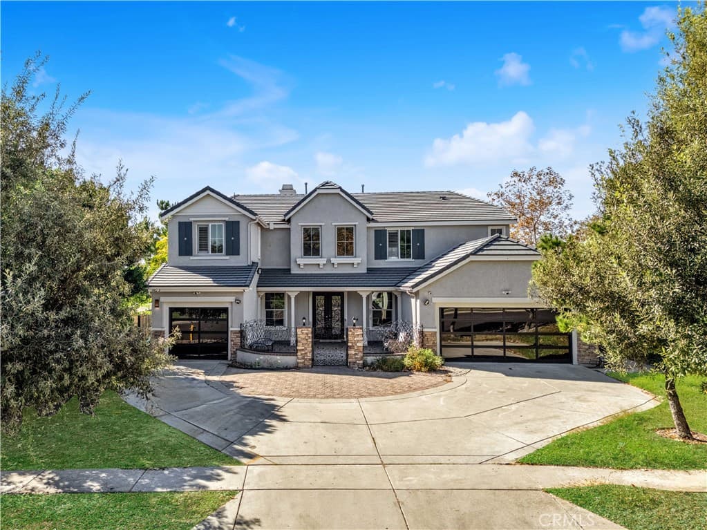 13859 Oak Leaf Way
