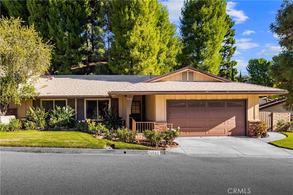 26562 Cardwick Court