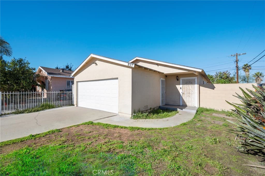 857 E 109th