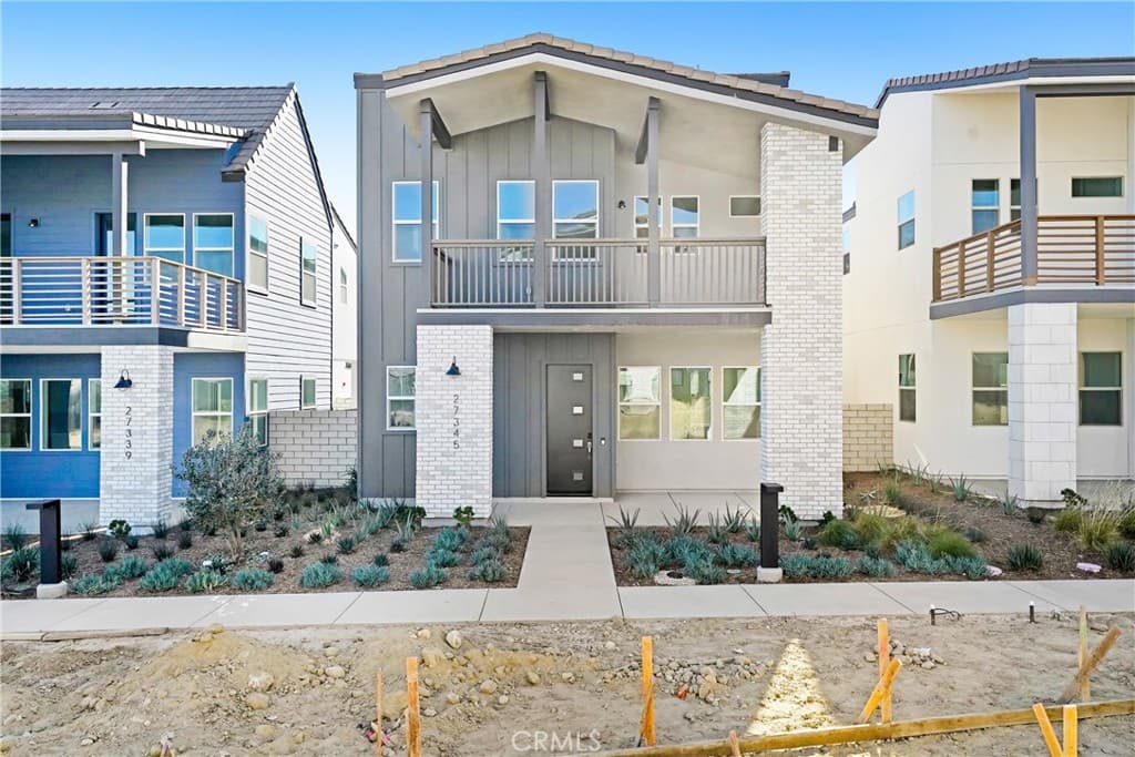 27345 Creekwood Lane