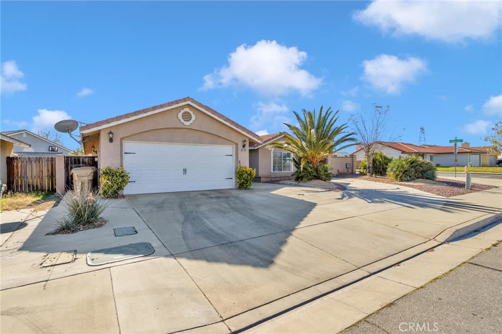 14405 Cedar
