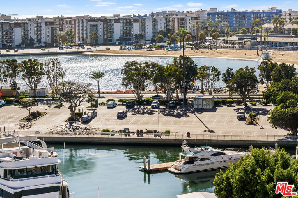 4265 Marina City Drive 601
