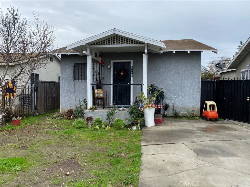 528 W 107th