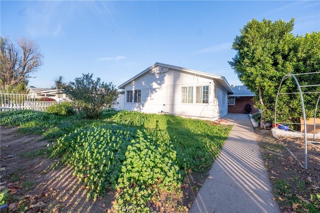 11214 Woodley
