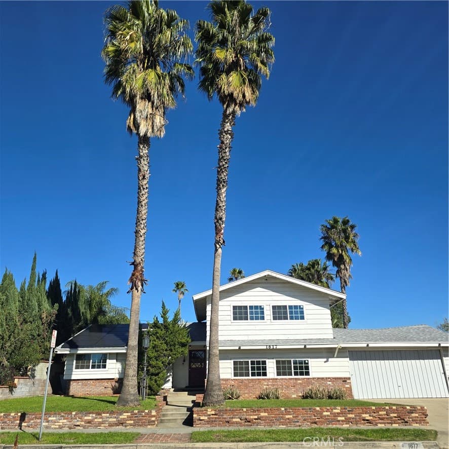 1617 Knox