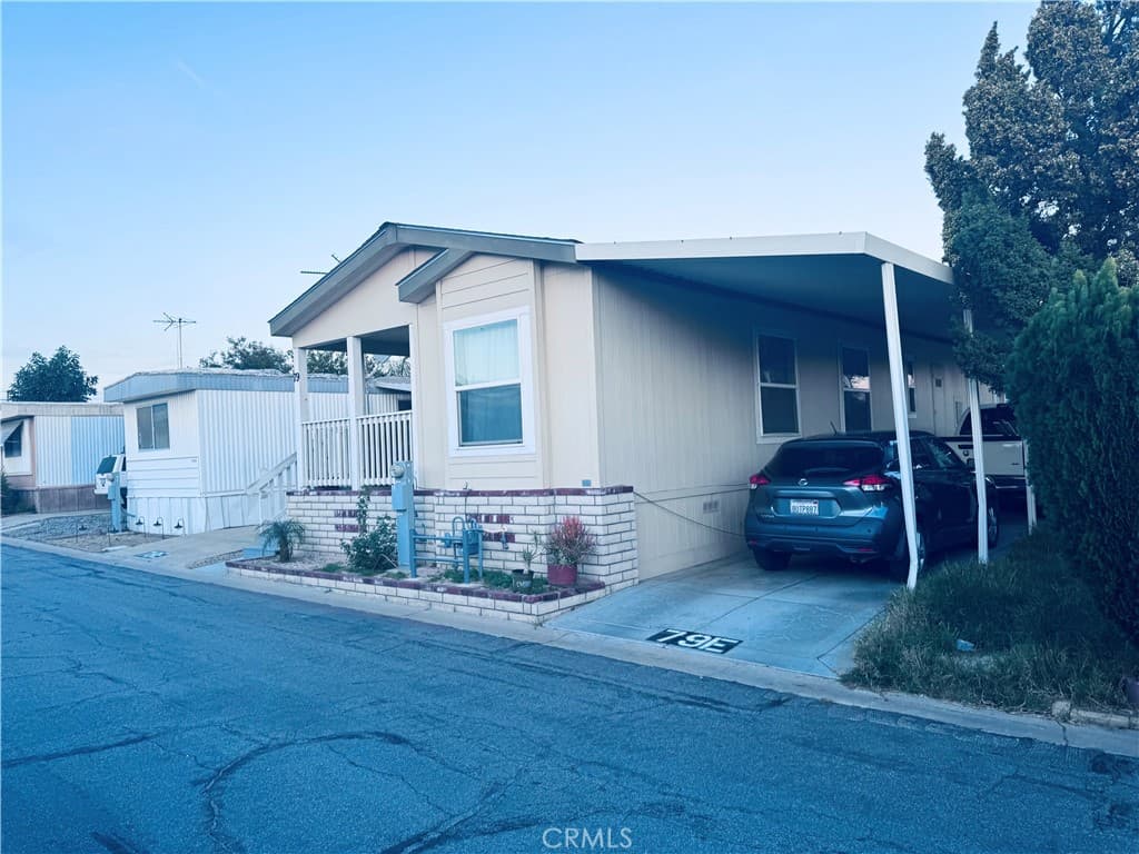17333 Valley Boulevard 79E
