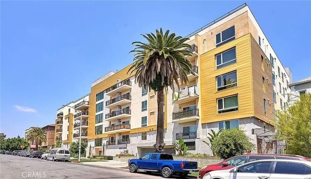 2939 Leeward 212