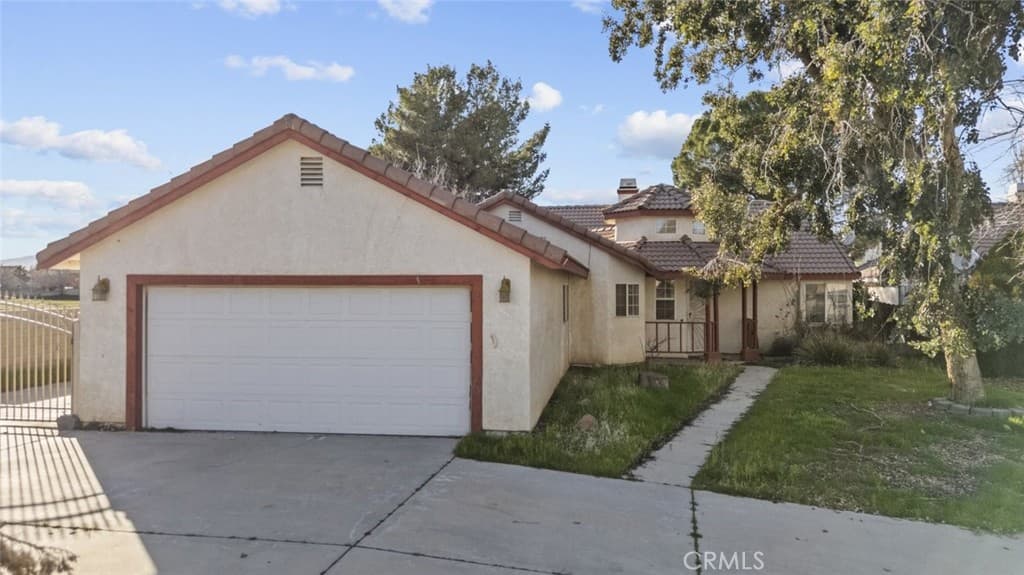 44105 Acacia Street