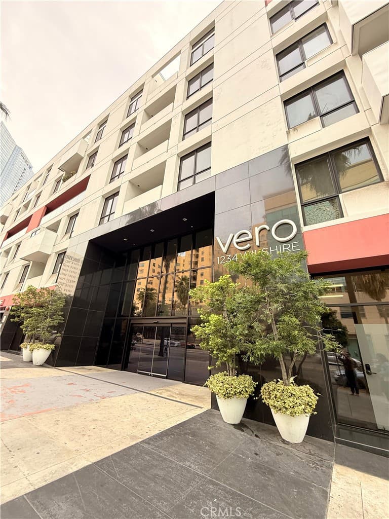 1234 Wilshire 233