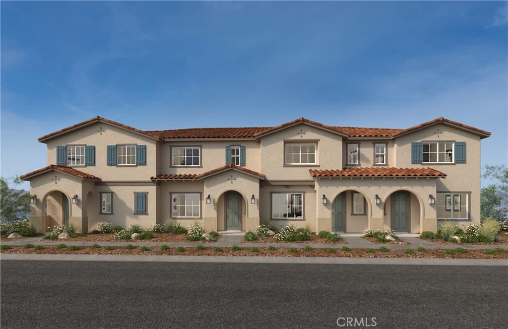 4651 S Moonstar Privado Street