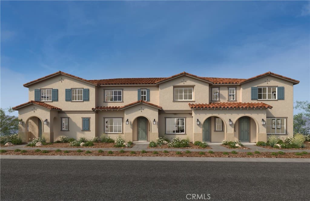 4643 S Moonstar Privado Street