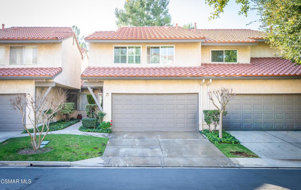 19235 Index Street 3
