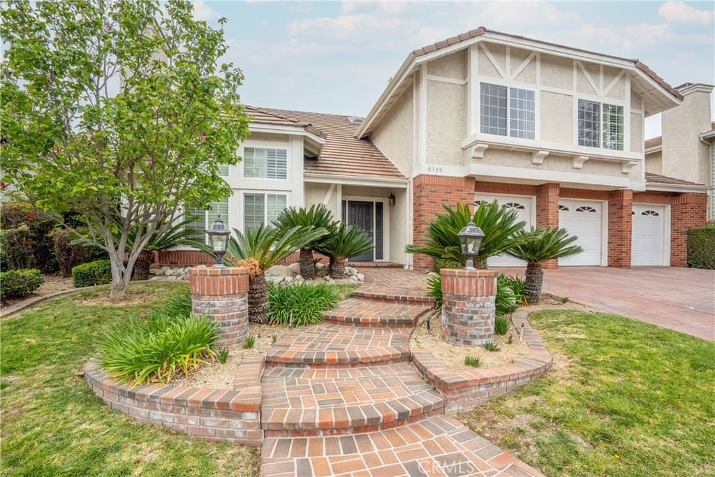 5735 Stonecrest