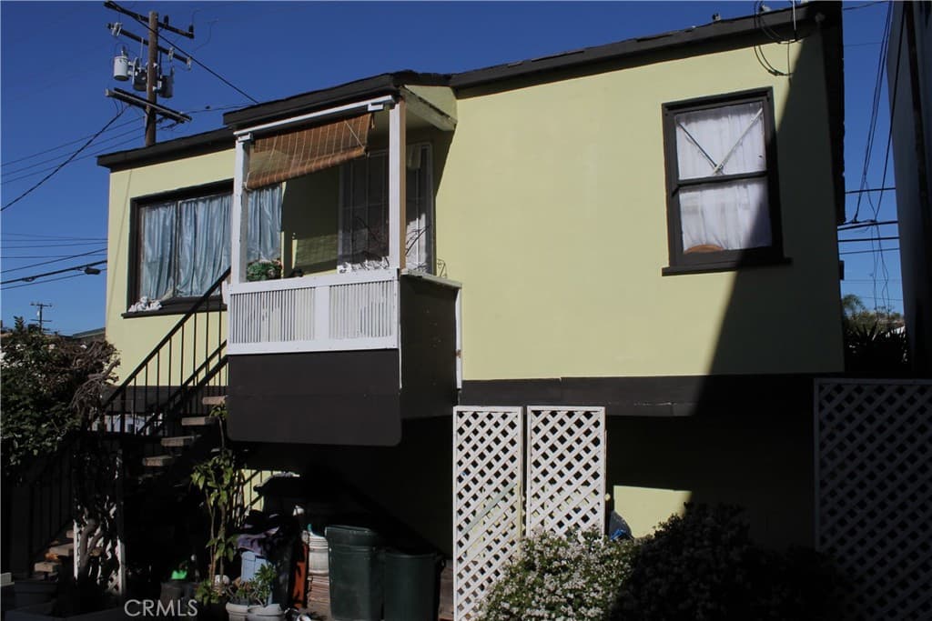 4541 Artesia