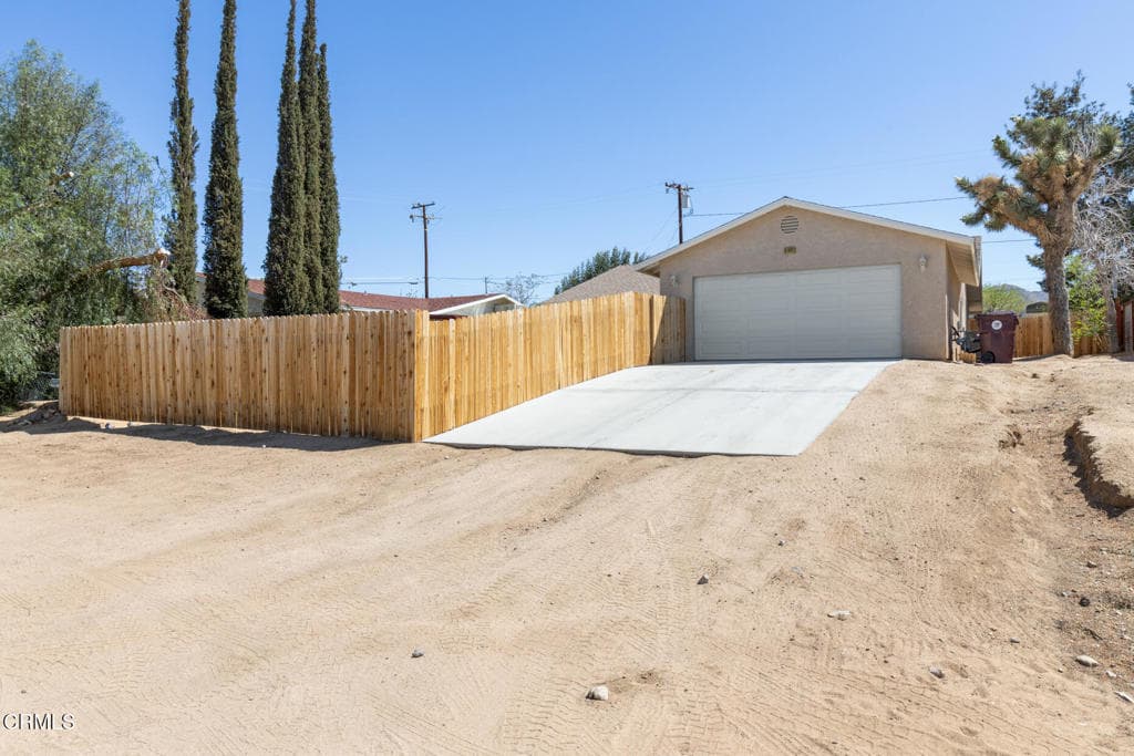 61681 Palm Vista Drive