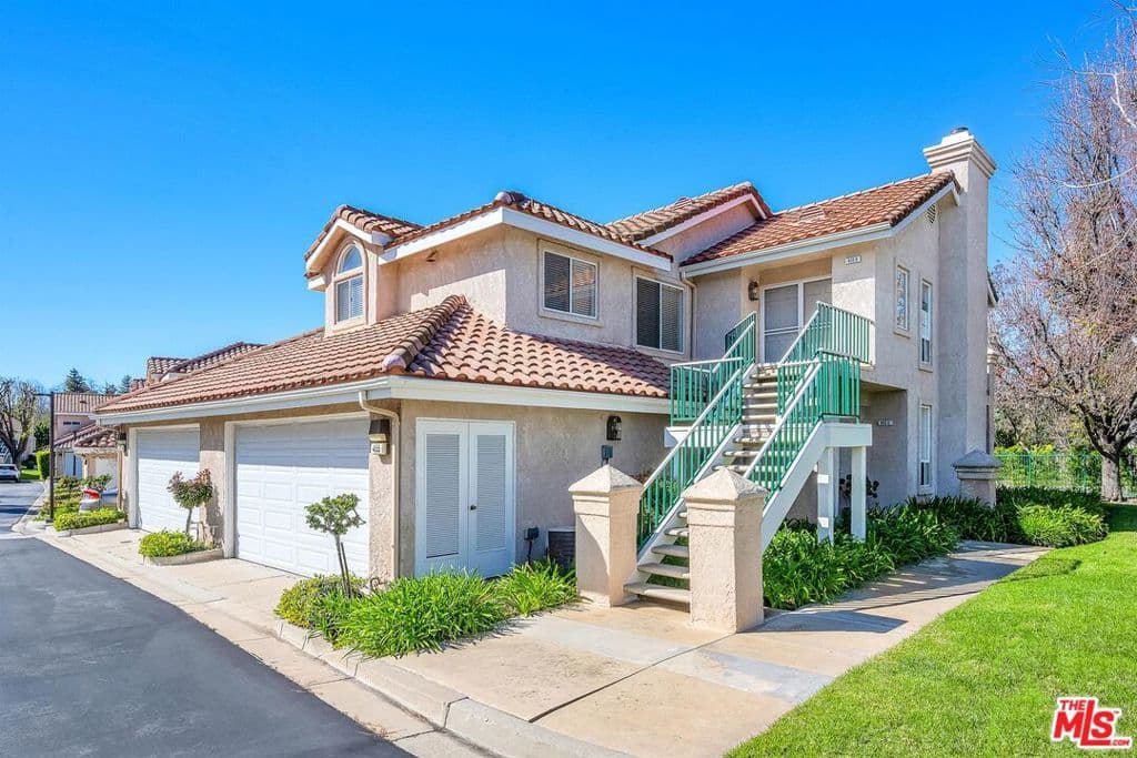 455 Kennerick Lane