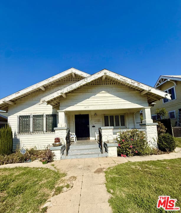 1473 W 47th Street