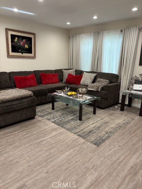 14551 Tupper 29