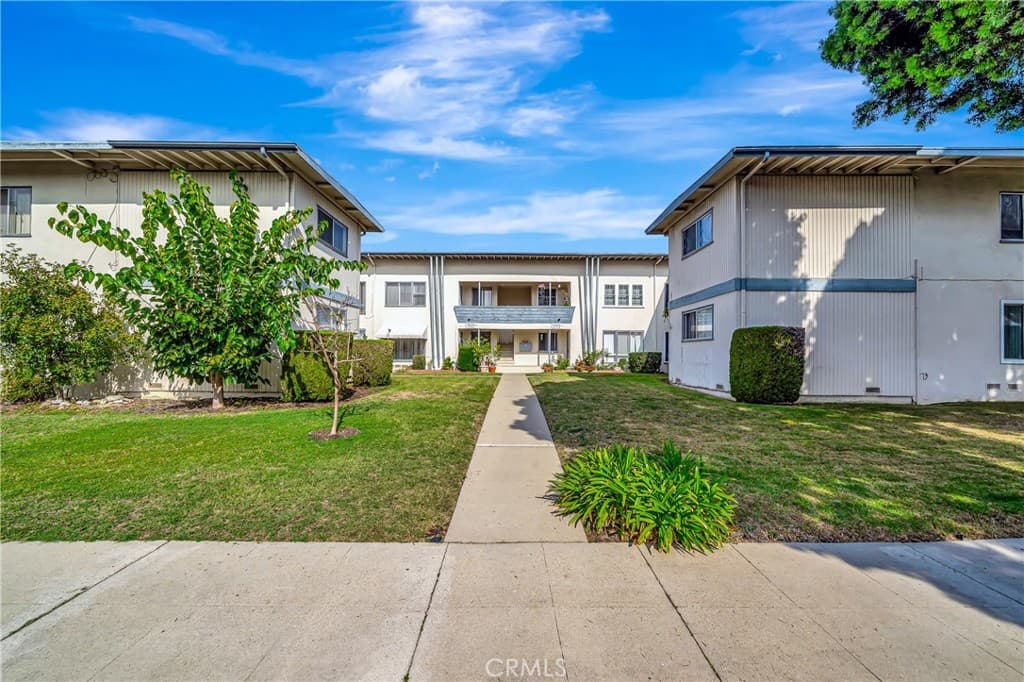 5741 Clemson