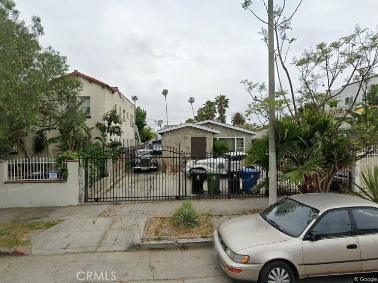 1521 S Cloverdale