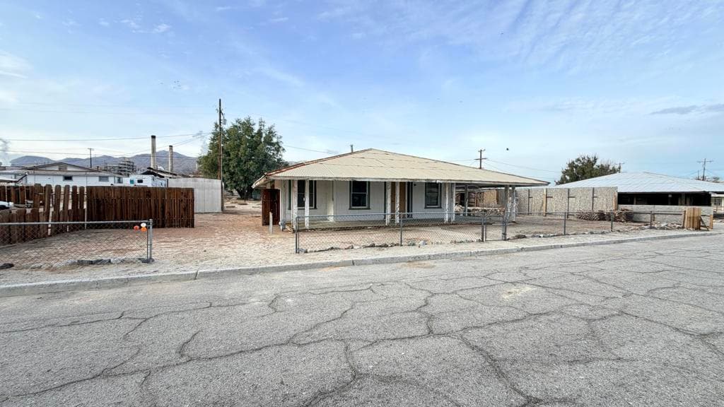 82962 Panamint Avenue