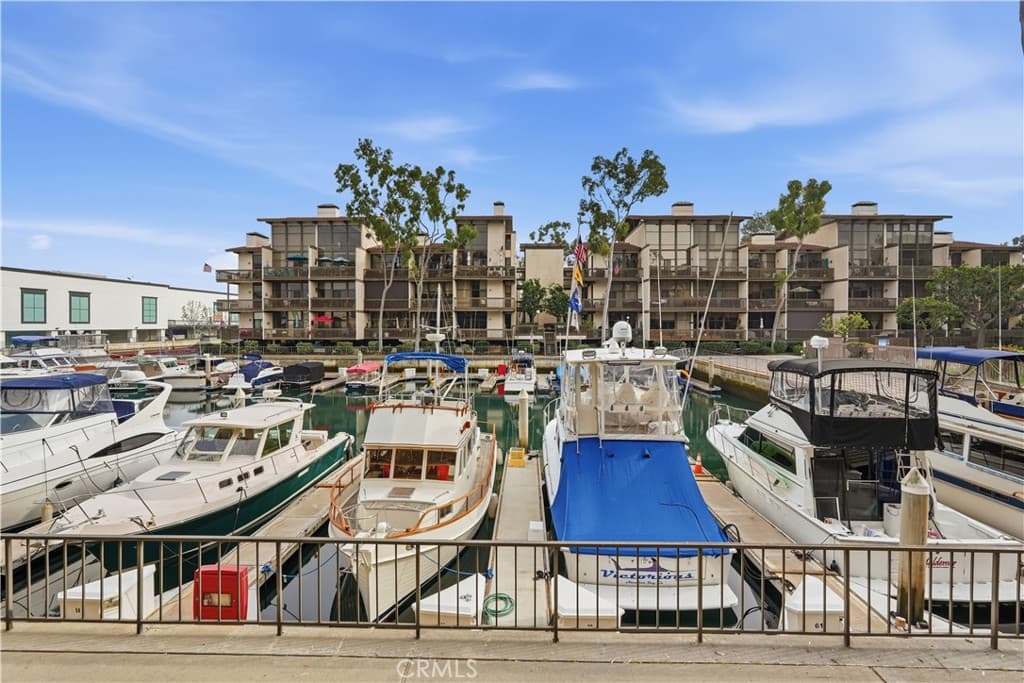 6126 Marina Pacifica N