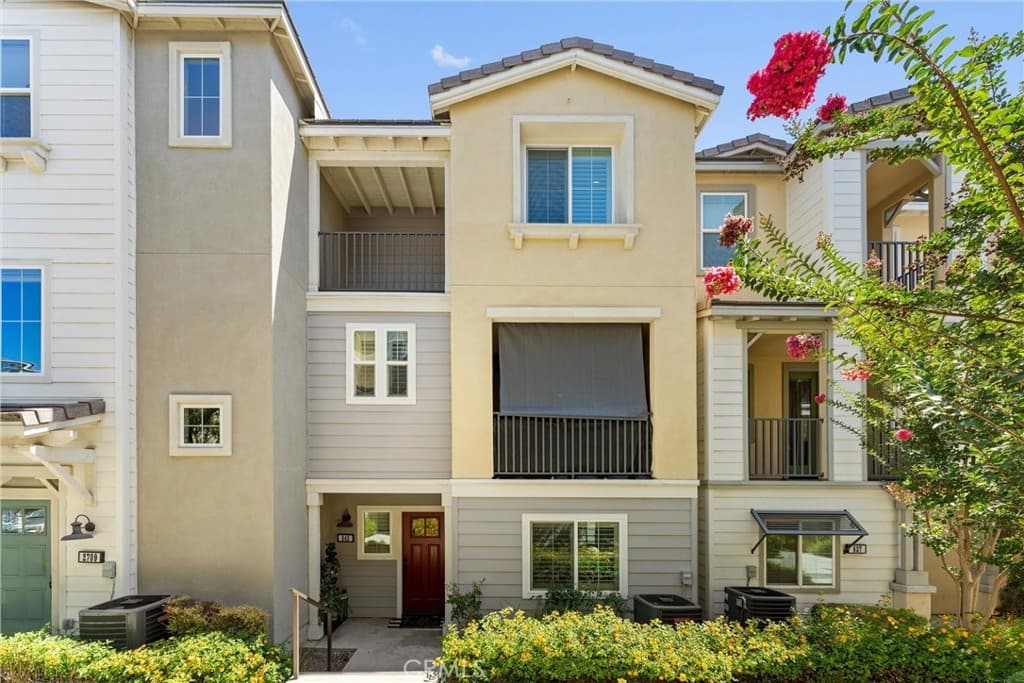 843 Sunburst Way