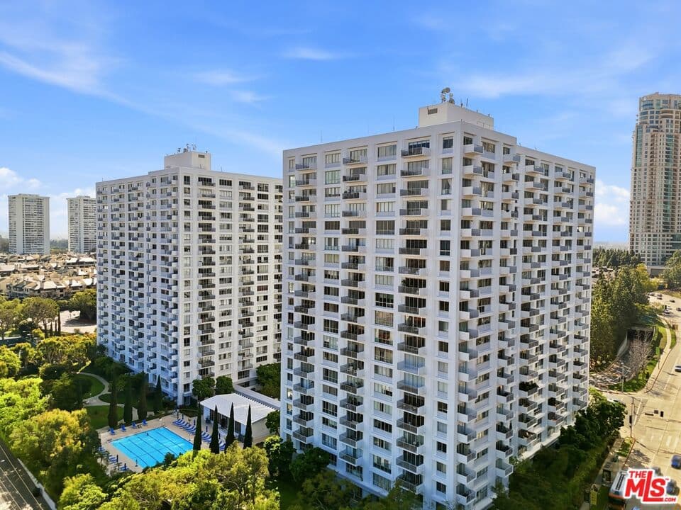 2160 Century Parkway 411