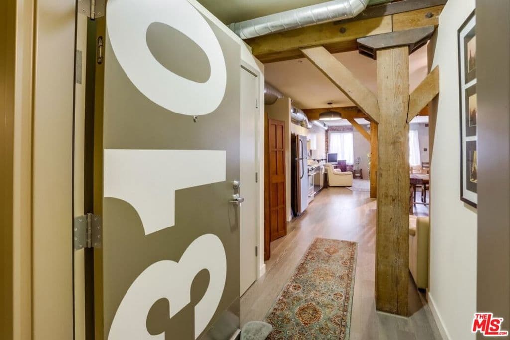 527 Molino Street 310