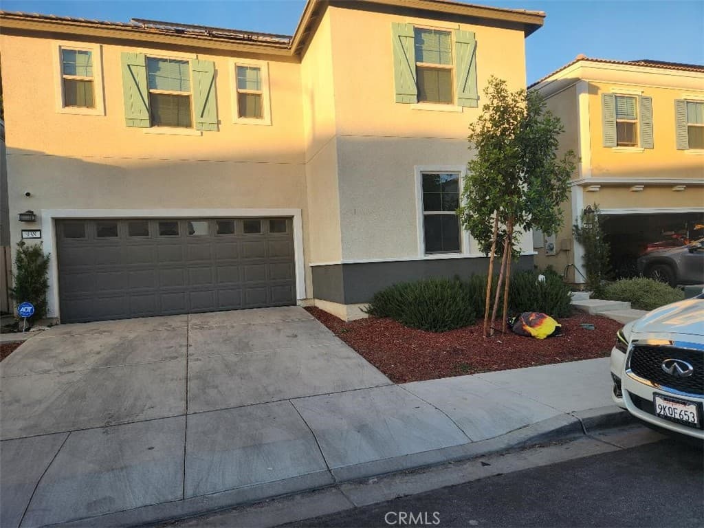 938 W Jasmine Way
