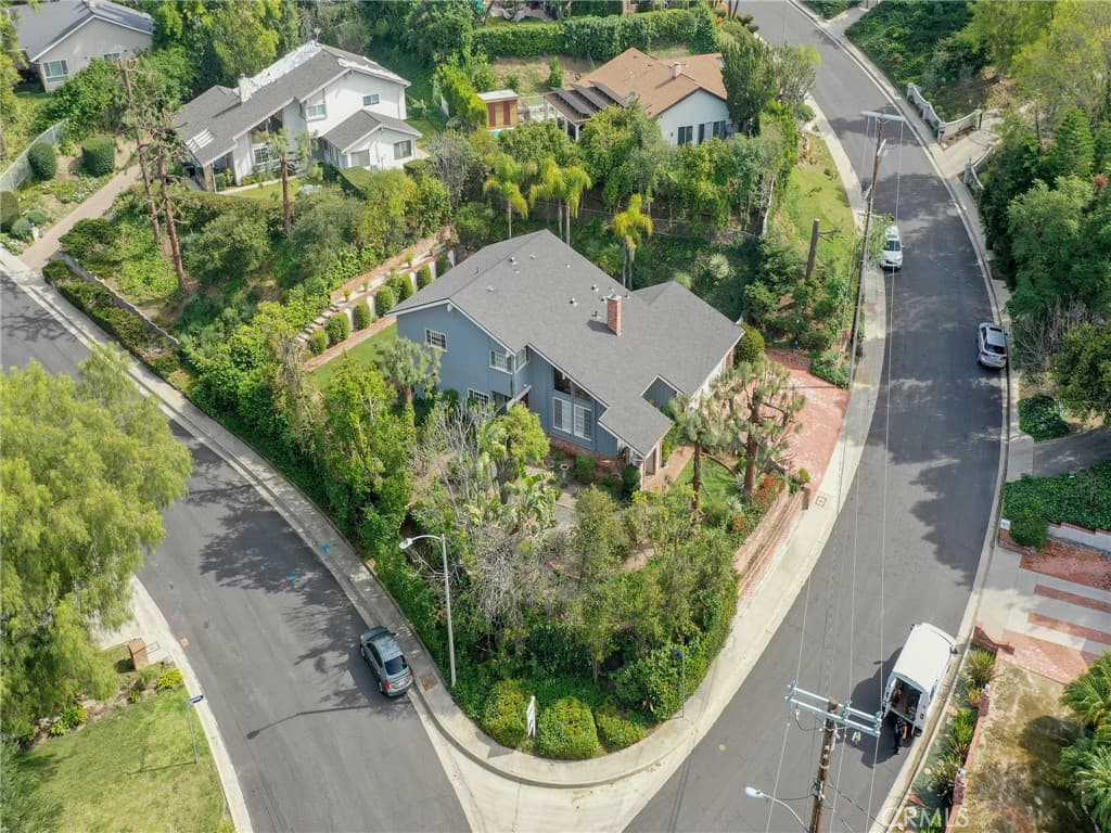 4524 Deanwood
