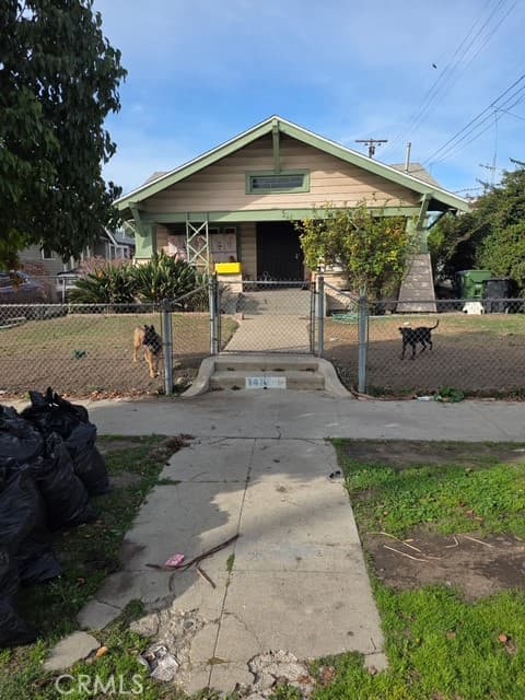 1417 W 50th