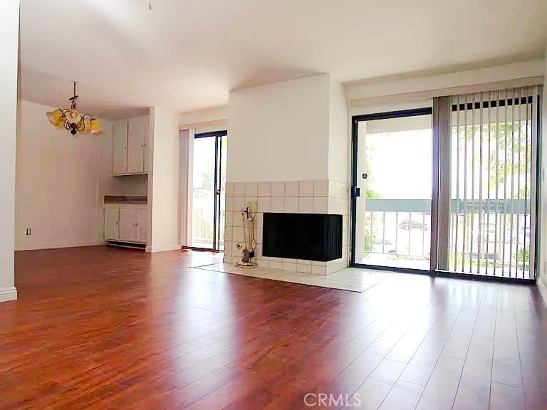 15325 Magnolia 102