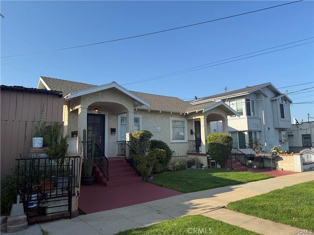 782 W 14th Street
