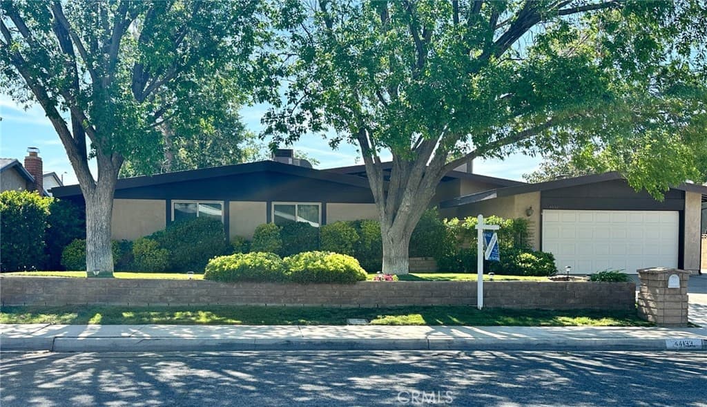 44133 28th Street W