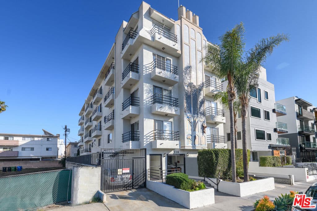 116 S Croft Avenue 101