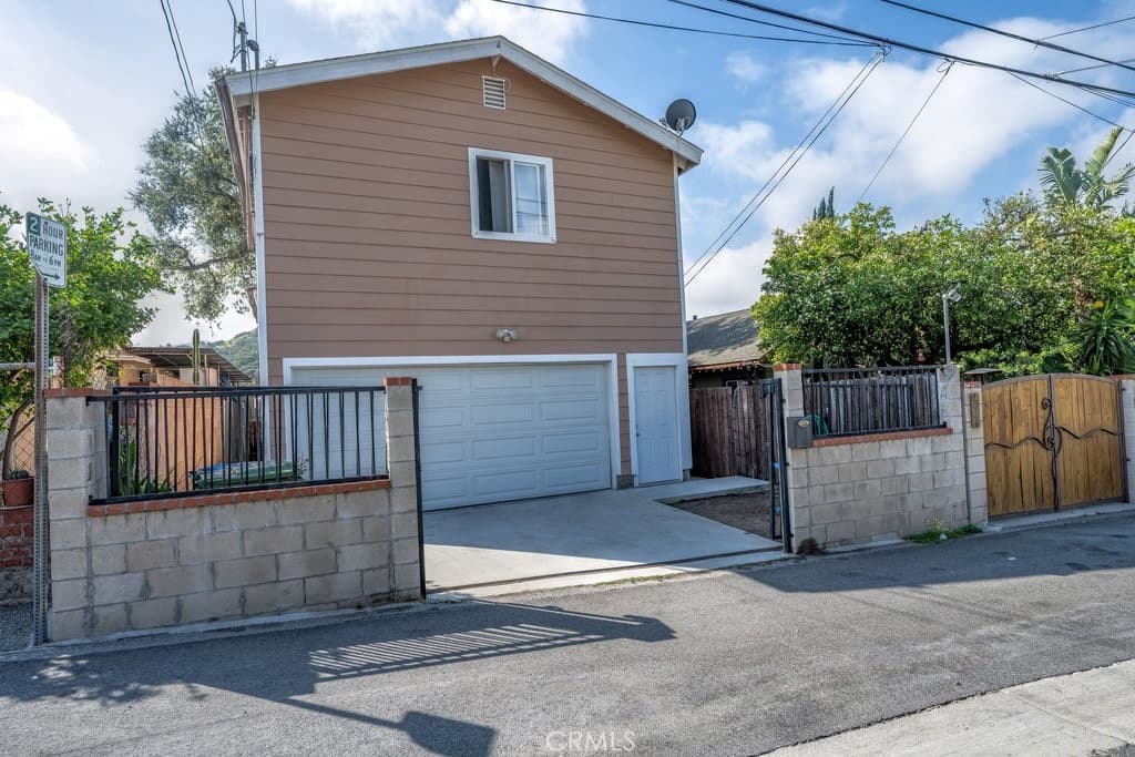 6834 Quinton Lane